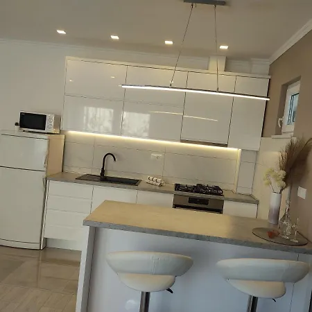 Apartament Rossa 2 *