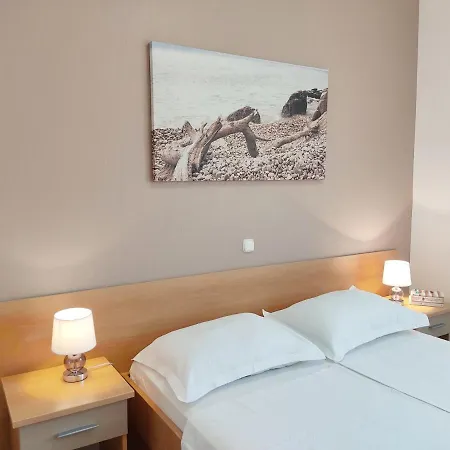 Rossa 2 Apartament *