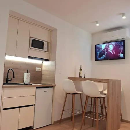 Rossa 2 Apartament *