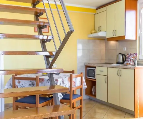 Rossa 2 Appartamento *