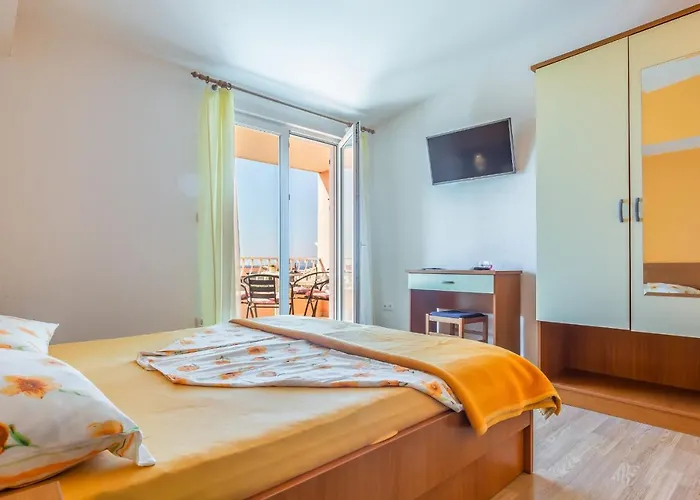 Appartamento Rossa 2 *