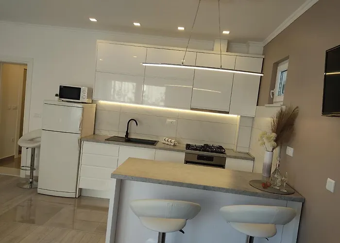 Apartamento Rossa 2 *