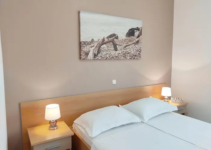 Rossa 2 Apartamento *