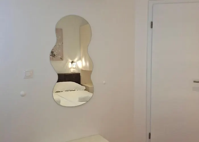 Rossa 2 Apartamento *