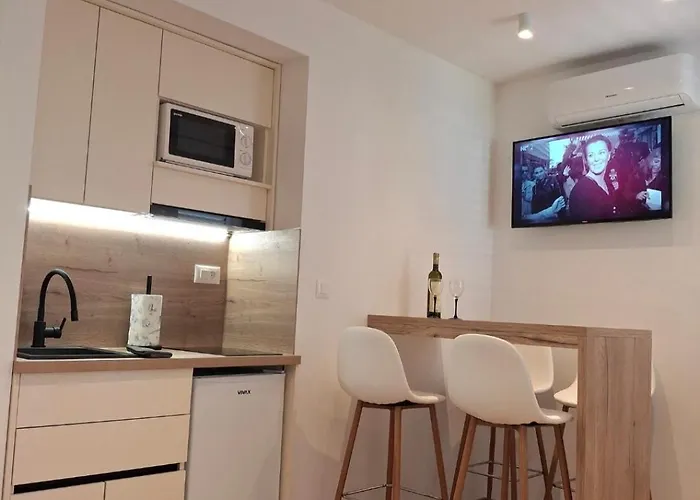 Rossa 2 Apartamento *